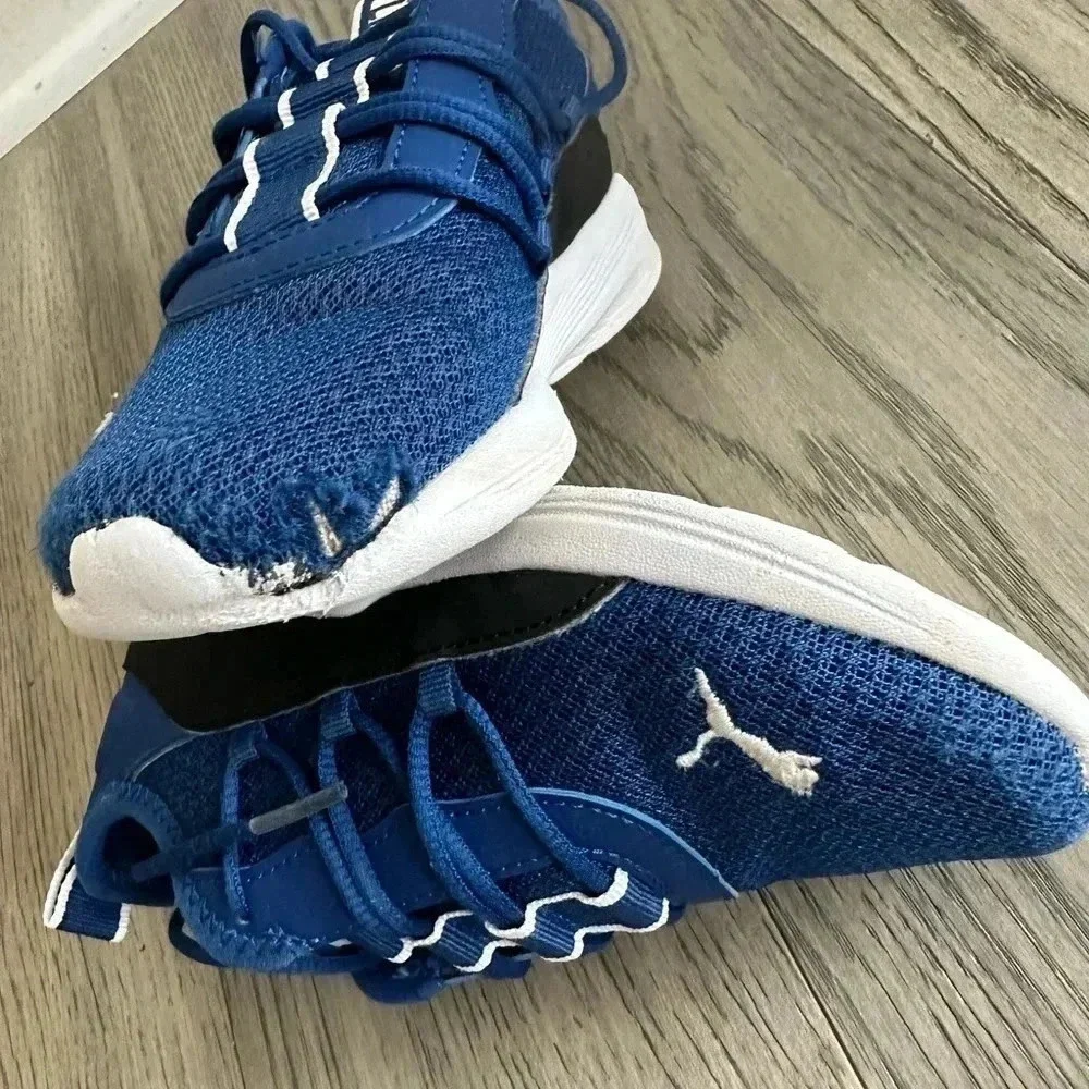 Puma kids blue sneakers size 12C with laces preloved